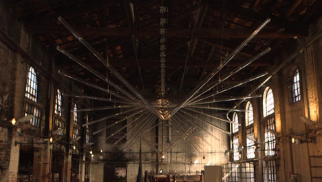 In 20 Steps to Venice installation by Studio Drift