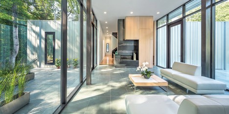Bridge House by Höweler + Yoon Architecture