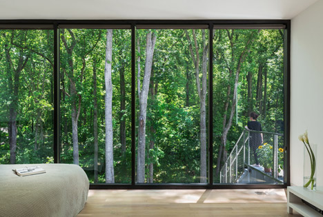 Bridge House by Höweler + Yoon Architecture