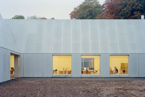 Krabbesholm, Art / Architecture / Design School by Mos Architects