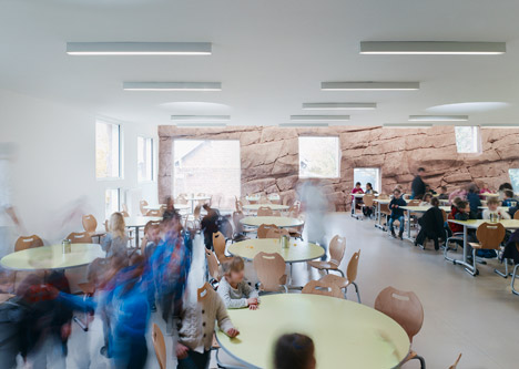 Le Roc Canteen by D'Houndt+Bajart
