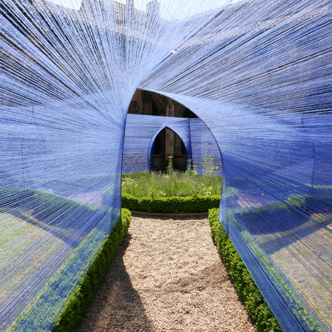 Les Voûtes Filantes installation in Cahors-France by Atelier YokYok