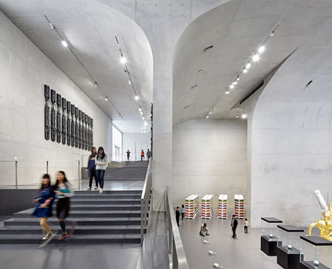 Long Museum West Bund by Deshaus photographed by Hufton + Crow