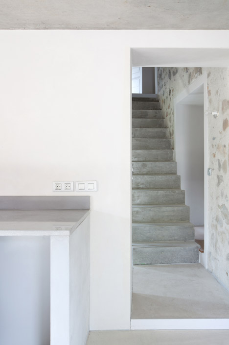 Maison à Douvaine by Frei Rezakhanlou Architects