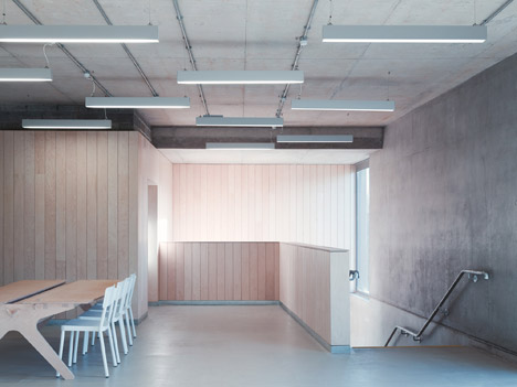 Manor Works by Architecture 00