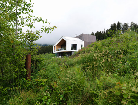 Mountain View House by SoNo Arhitekti