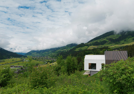 Mountain View House by SoNo Arhitekti