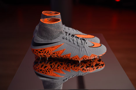Nike HyperVenom 2