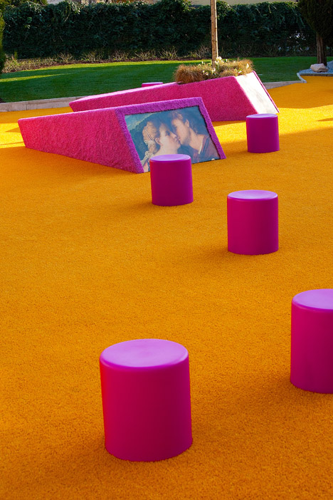 Palma de Vecchio Pop up Square by Studio Fink