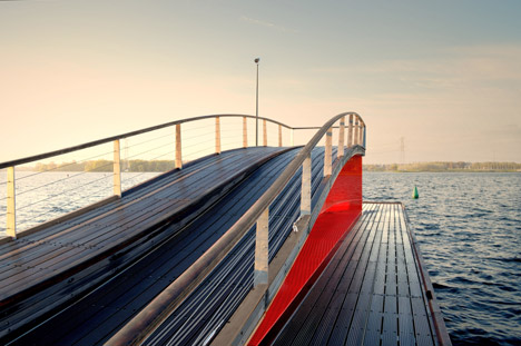 Pier Almere by René van Zuuk