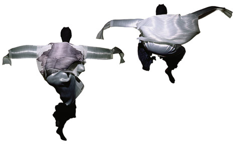 Prism-by-Francis-Giacobetti-at-Pleats-Please-Issey-Miyake_EXTRA_dezeen_468_4