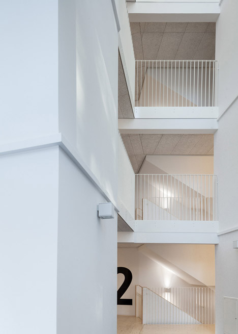 Puukuokka Housing Block by OOPEAA