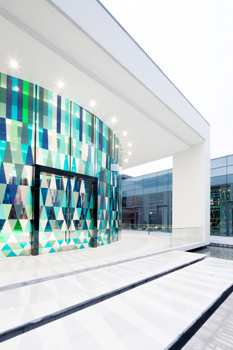 Rainbow Chapel by Coordination Asia