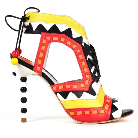 V&A Shoes Pleasure and Pain exhibition