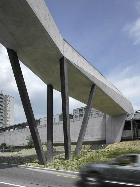 La Sallaz Footbridge by 2b architectes
