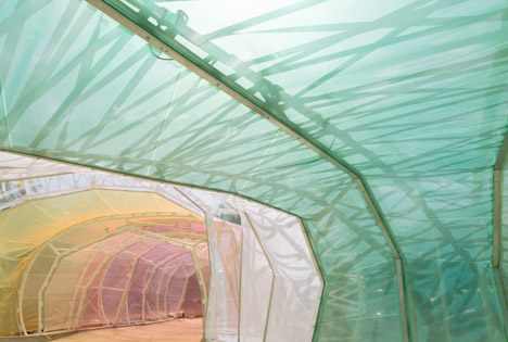 Serpentine-Gallery-Pavilion-by-Selgas-Cano_dezeen_468_14