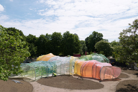 Serpentine-Gallery-Pavilion-by-Selgas-Cano_dezeen_468_19