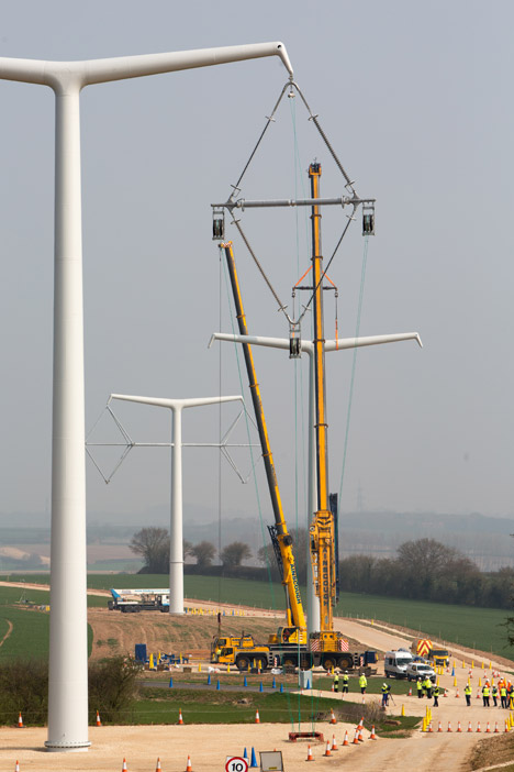 T-Pylon-new-pylon-design-Britain_dezeen_468_7
