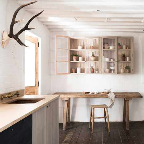Sebastian Cox’s “urban rustic” kitchen for DeVol features sawn and woven timber