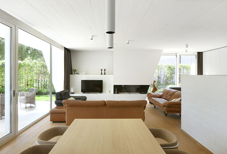 Villa Willemsdorp house in Belgium by Dieter De Vos Architecten