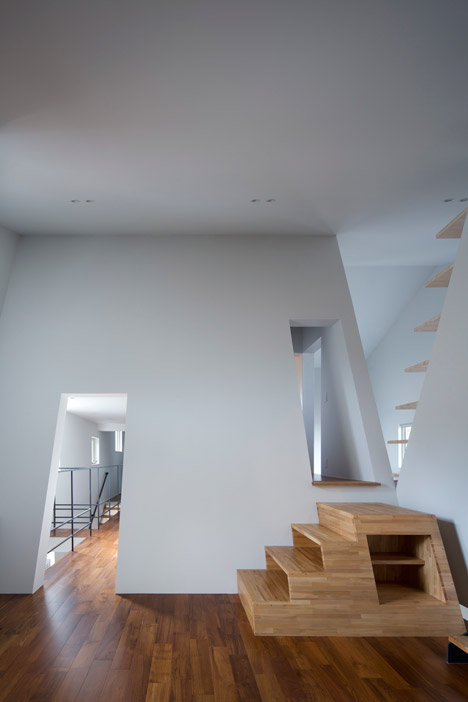 House in Wakayama by Spray