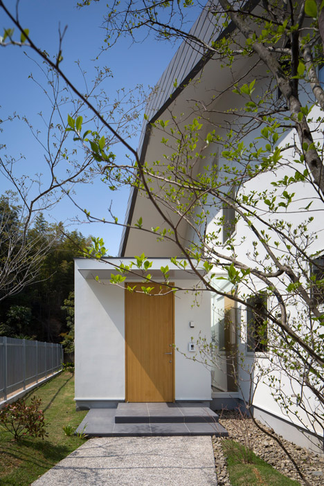 House in Wakayama by Spray