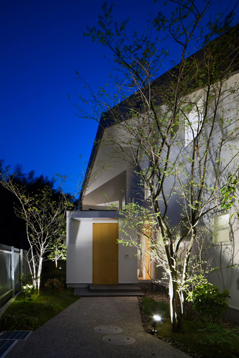 House in Wakayama by Spray