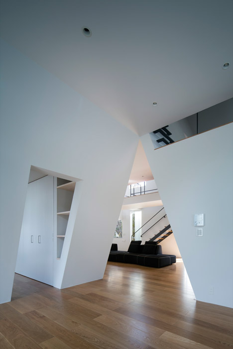 House in Wakayama by Spray