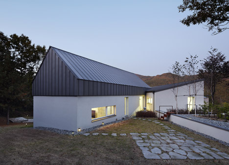 Yangpeong Passive house by Engineforce Architects