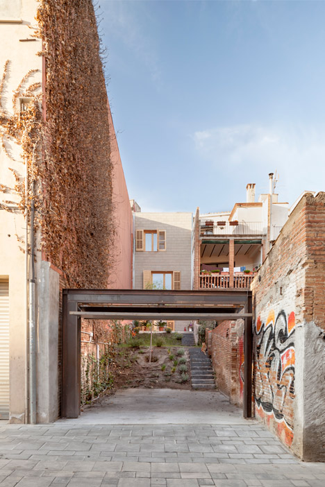 176. House E+M by Josep Ferrando