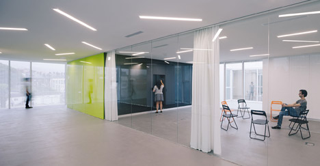 Adult Education Centre by 1004arquitectos