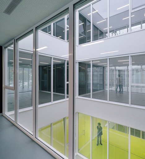 Adult Education Centre by 1004arquitectos