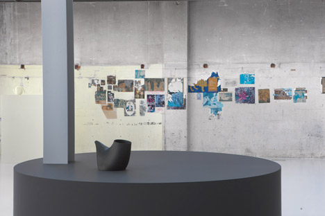 Aldo Bakker jugs on show at Looiersgracht 60