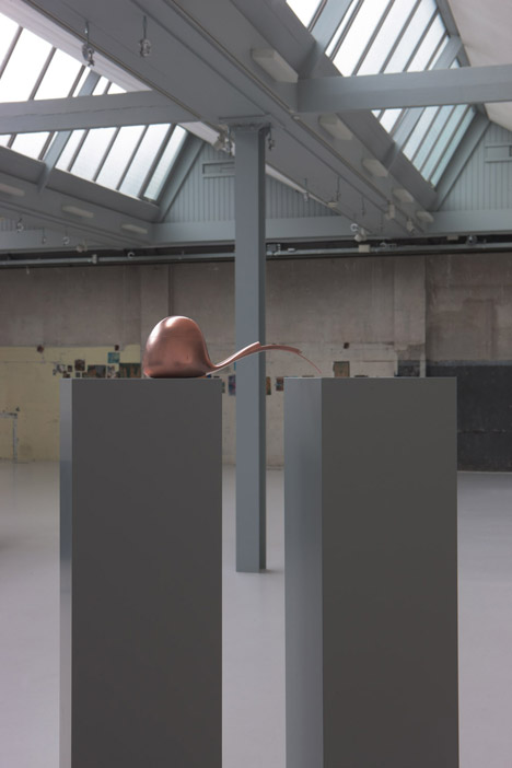Aldo Bakker jugs on show at Looiersgracht 60