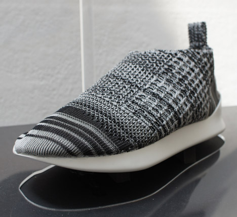 Ammo-Liao_Bio-Knit-trainers_dezeen_468_3