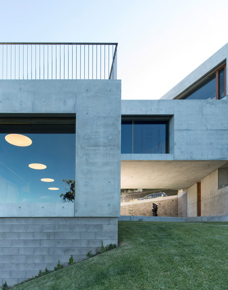 Balmoral House by Clinton Murray + Polly Harbison