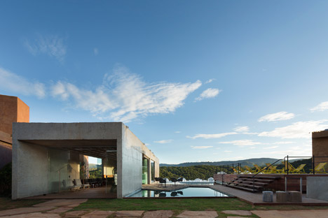 Bar-Pool-Gallery by BCMF Arquitetos + MACh