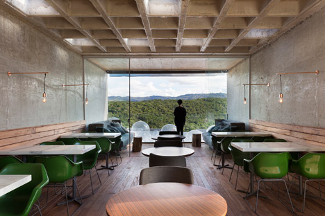 Bar-Pool-Gallery by BCMF Arquitetos + MACh