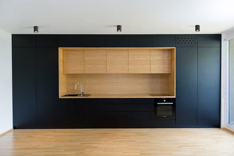 Black-Line-Apartment_Arhitektura-doo_dezeen_468_5