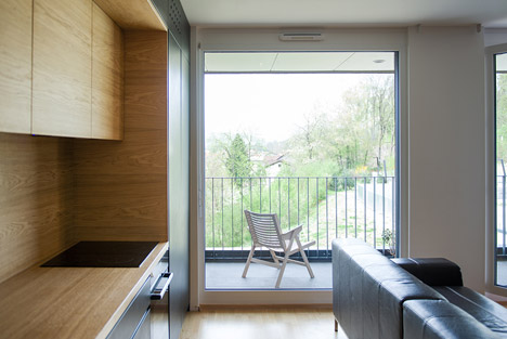 Black-Line-Apartment_Arhitektura-doo_dezeen_468_7