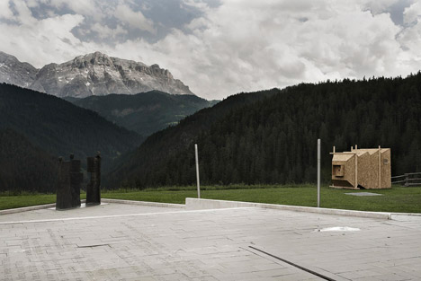 Camera Obscura by Mariano Dallago
