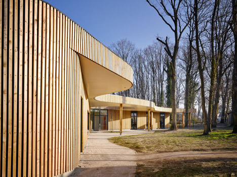 Childrens House by MU