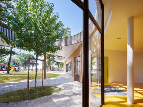 Childrens House by MU