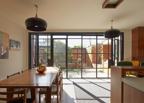 Cubo House by Phooey Architects