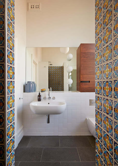 Cubo House by Phooey Architects