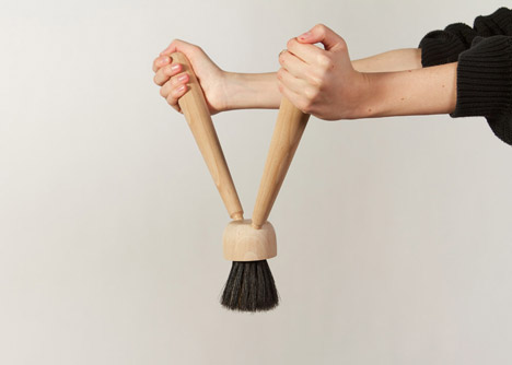 Ellie Birkhead brushes