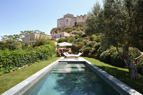Fontanile Pool by Matteo Bianchi and Francesco Napolitano