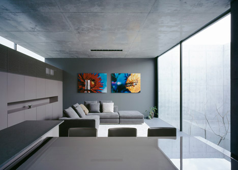 Grigio by Apollo Architects