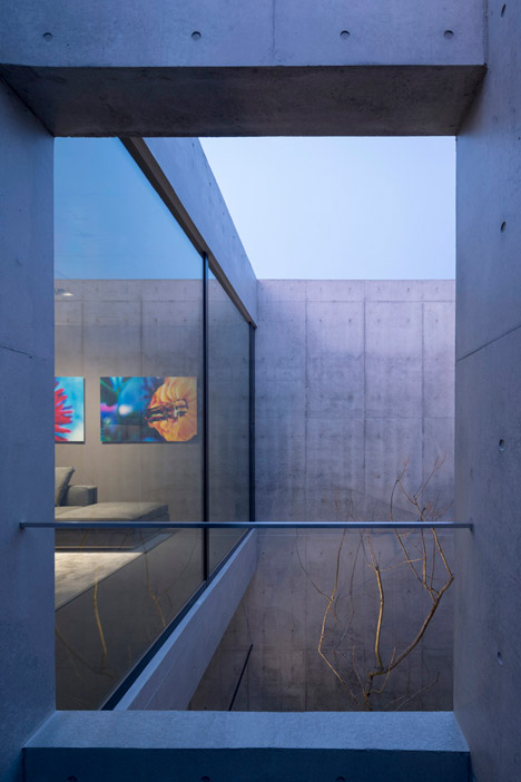 Grigio by Apollo Architects