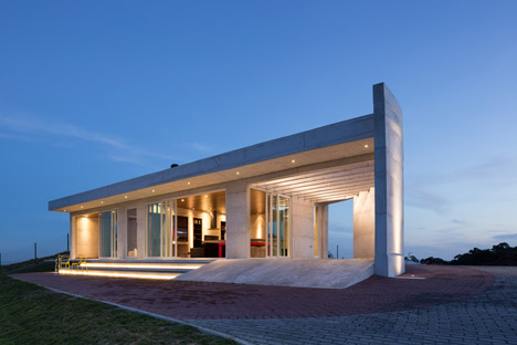 HLM House by Bá